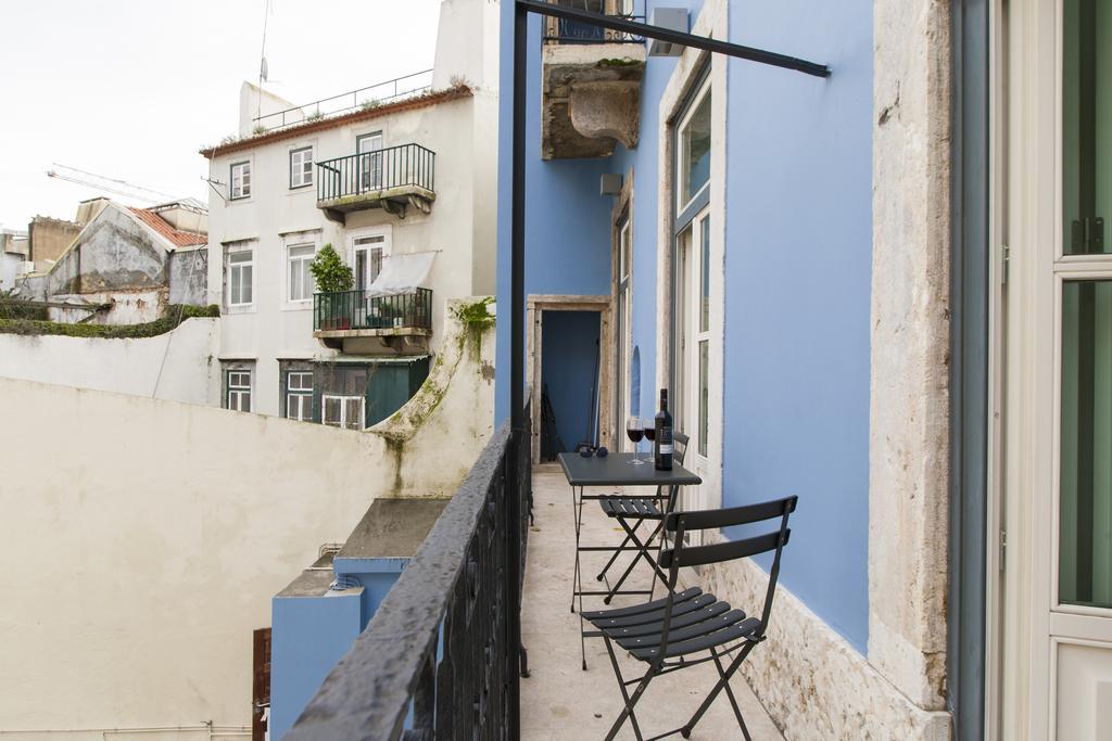 Altido Downtown Blue Apartments Lisbon Room photo